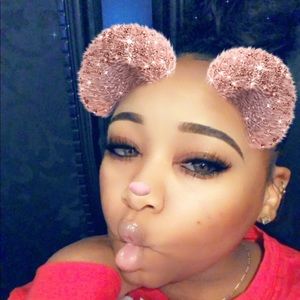 Meet your Posher, Ebone